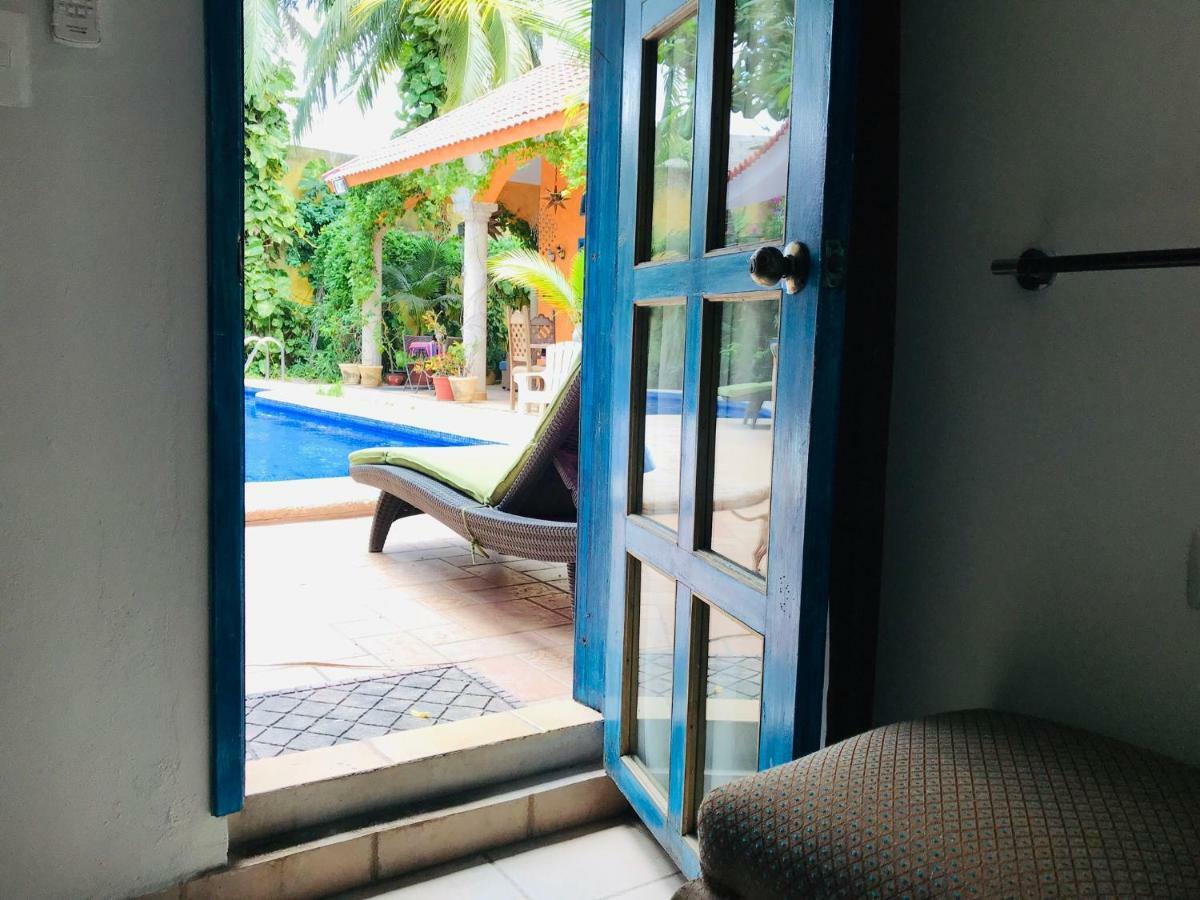 Hacienda Boutique And Solo Adultos Bed & Breakfast *