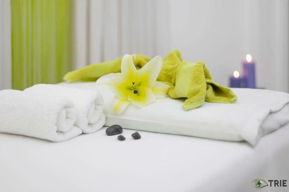 Tryp By Wyndham Hotel