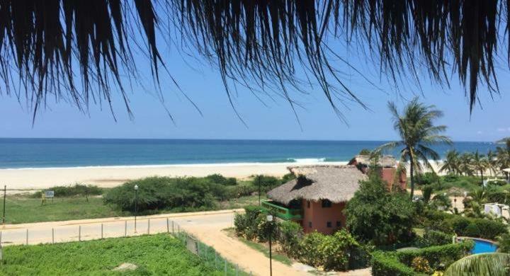 Front Guest house Puerto Escondido (Oaxaca)