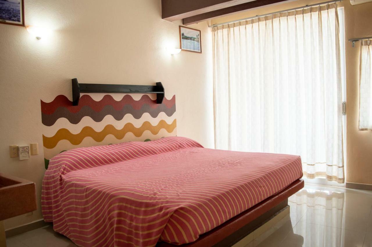 Hotel Zihua Express