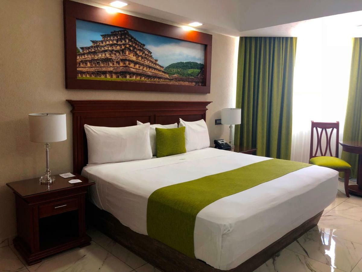 Hotel Lois 4*