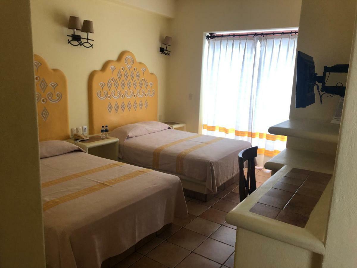 Hotel Maria Mixteca 3*
