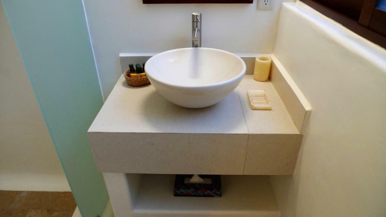 Bed & Breakfast The At Solana Boutique Zihuatanejo