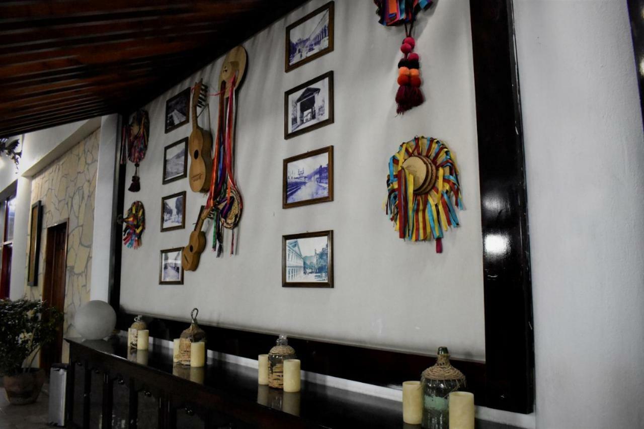 Azulejos