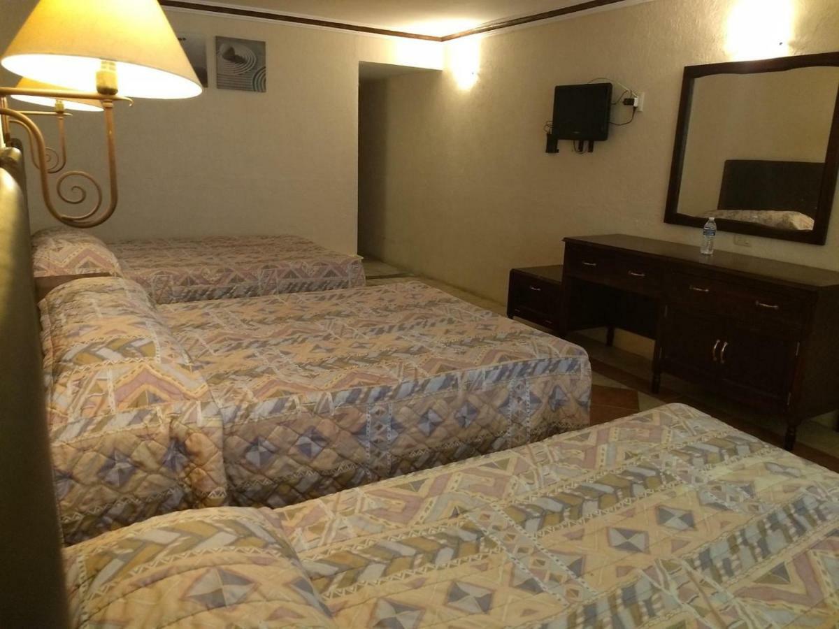 Hotel Acuario De 3*