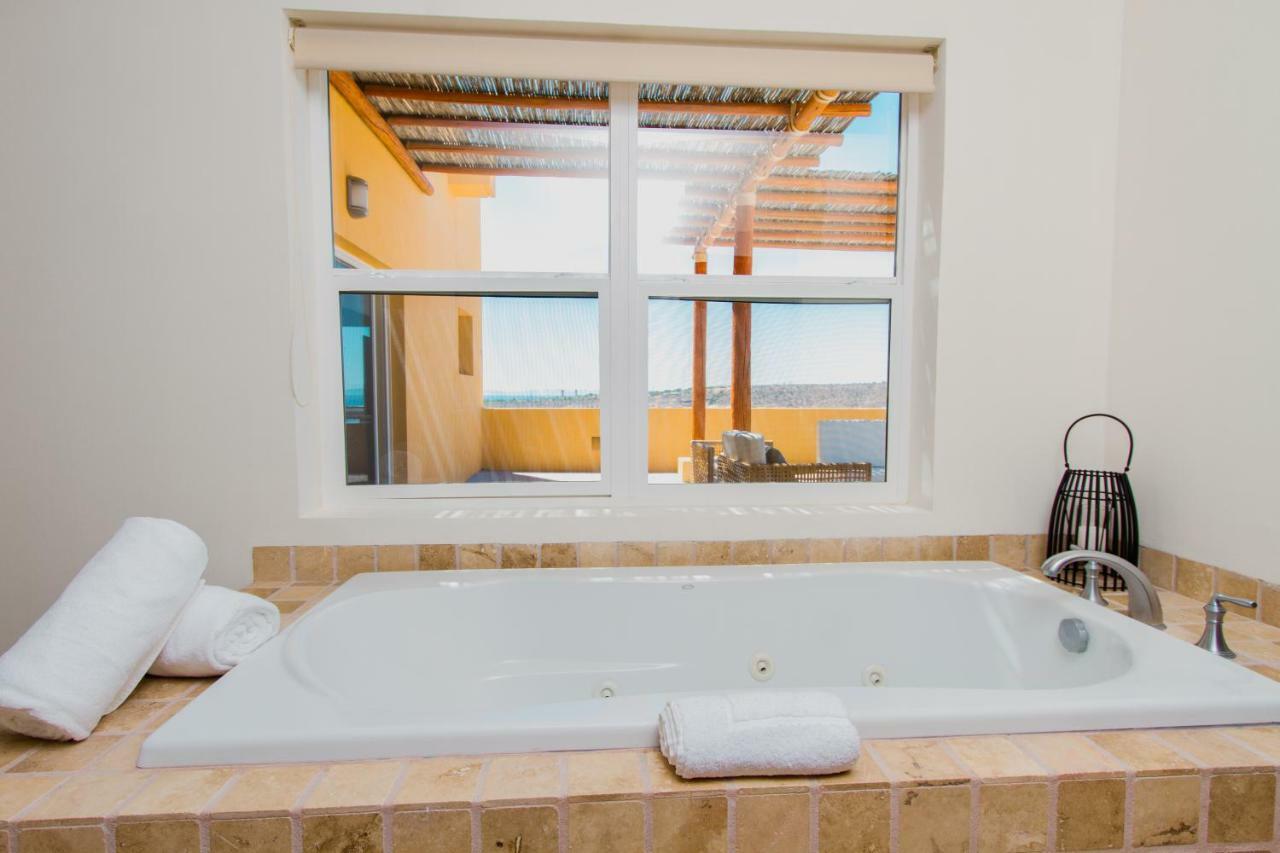 Puerta Cortes Residences: Las Colinas