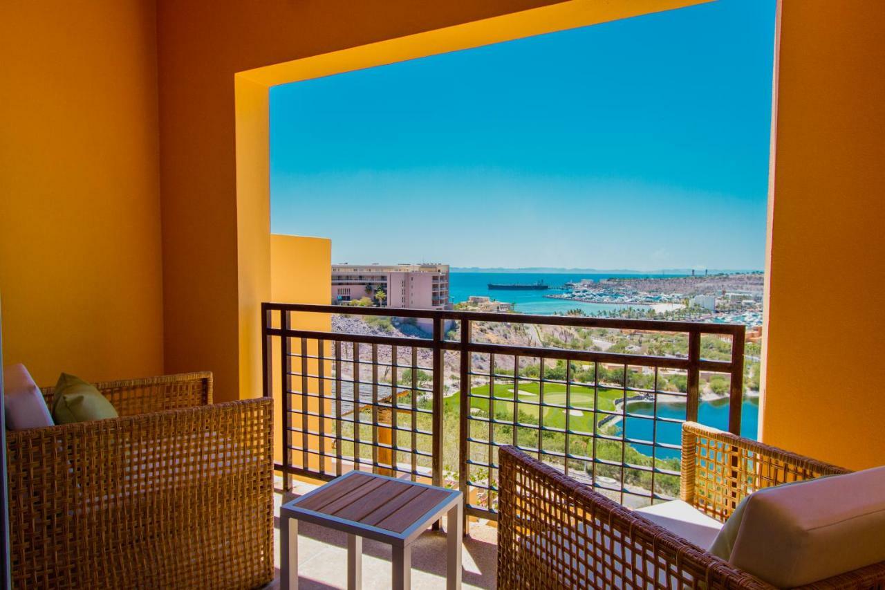 Resort Puerta Cortes Residences: Las Colinas