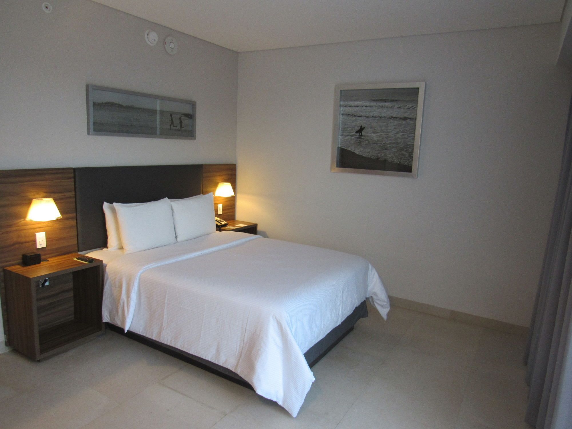 Hampton By Hilton Cumbres Cancun