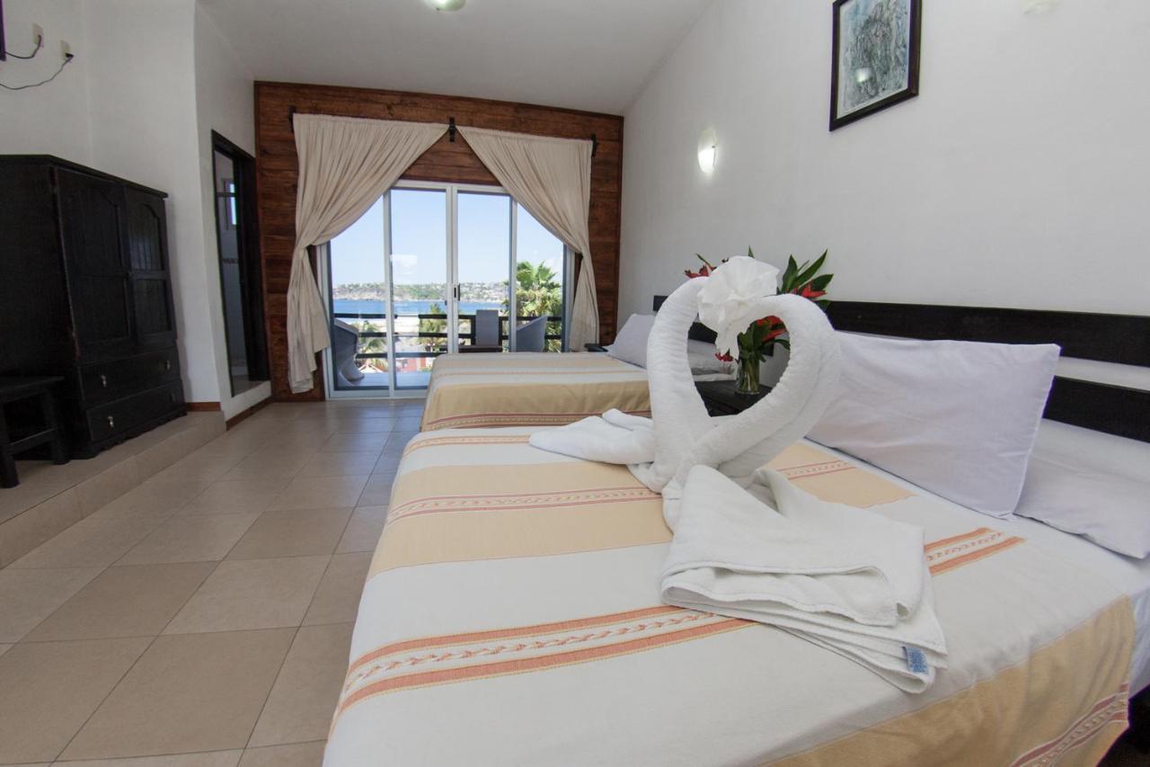 Hotel Zicatela 3*