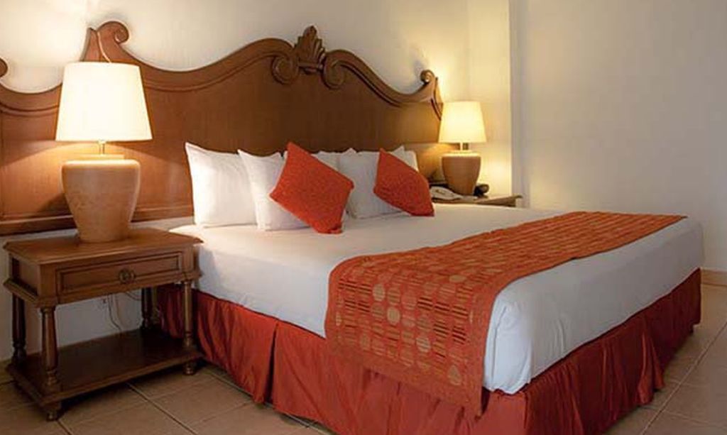 Royal Solaris Cabos 5*