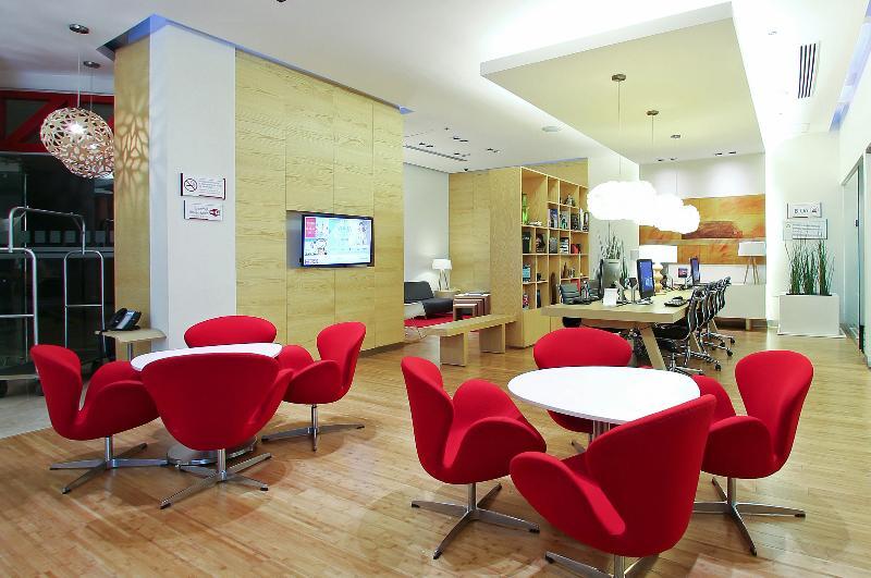 Fiesta Express Centro Hotel 3*