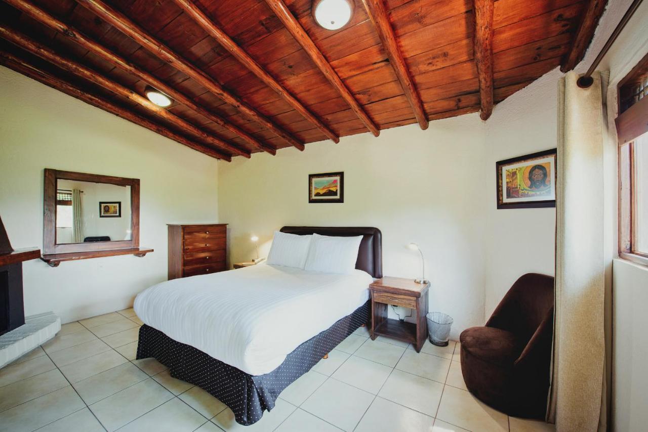 Loto Azul & Hotel
