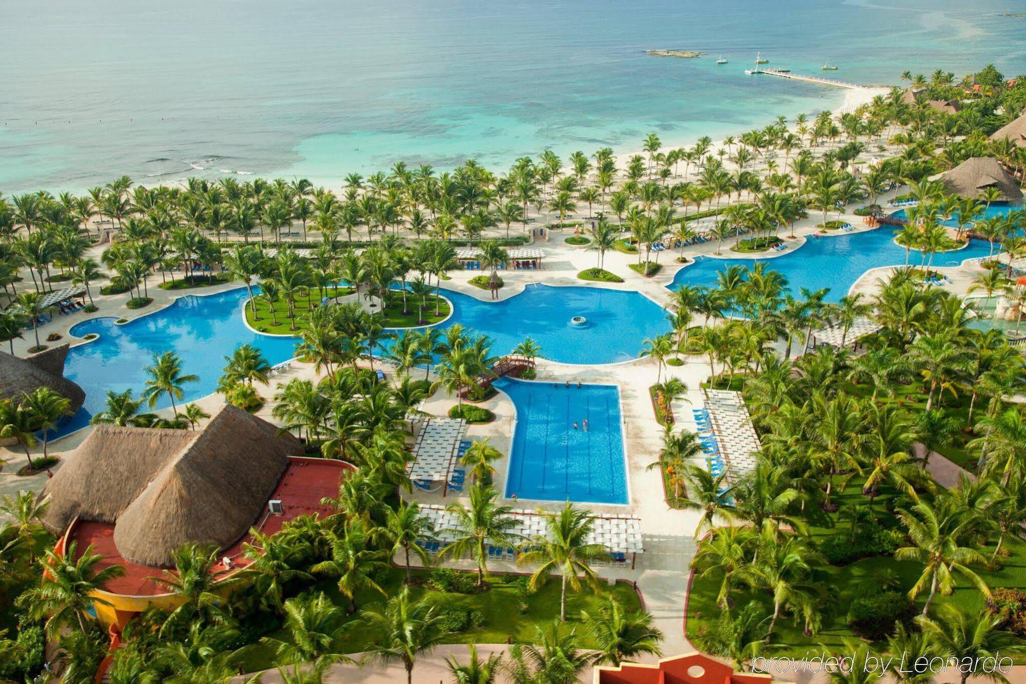 Resort Barcelo Maya Colonial