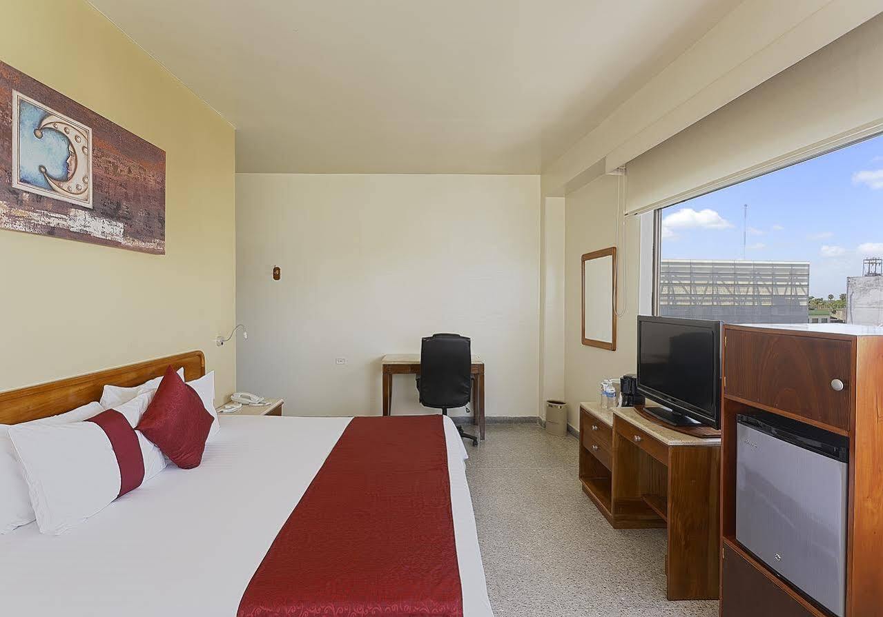 Olmeca Plaza Urban Express Hotel