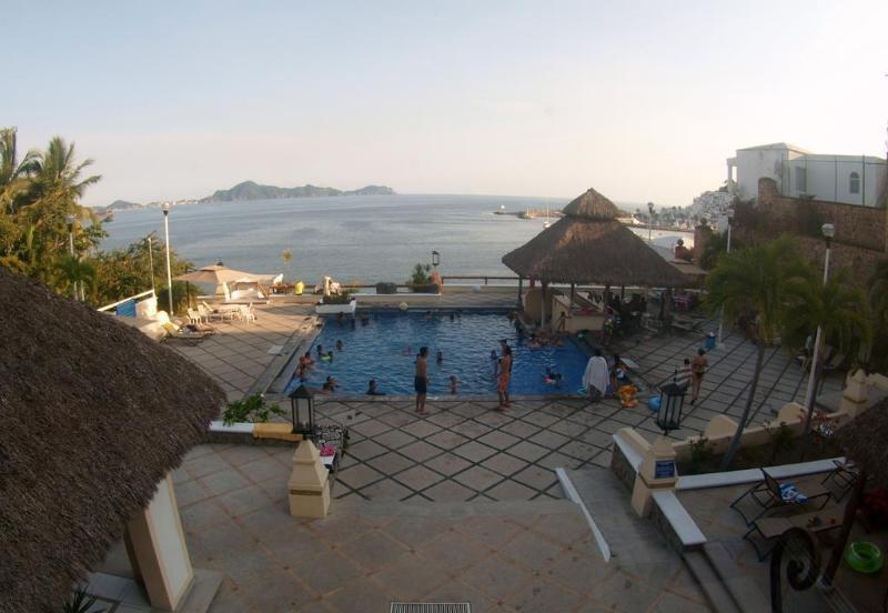 Del Palmar With Club Manzanillo
