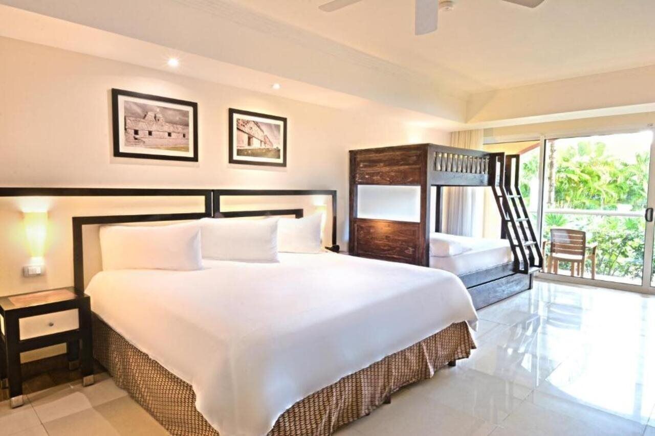 Resort Sandos Playacar (adults Only)