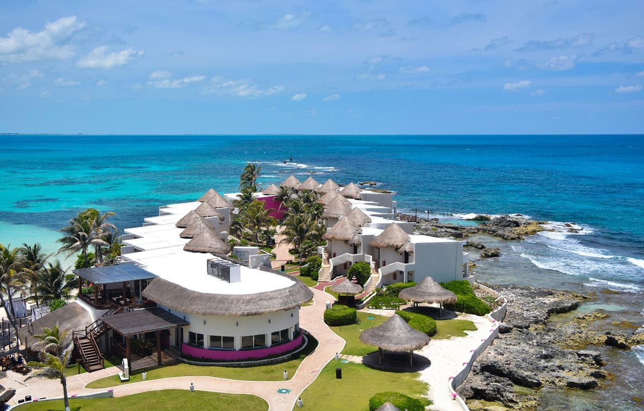 Mia Reef Cancun Resort