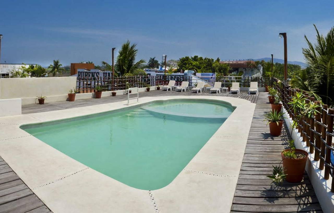 Hotel Ixtapa Plaza