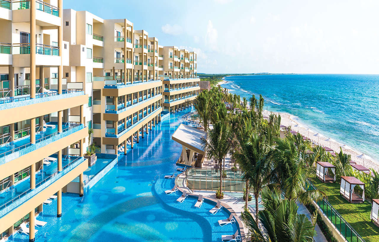 Resort Generations Riviera Maya Family Catamaran, Water Park & Inclusive