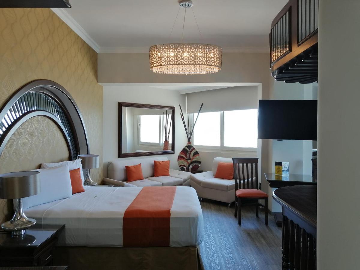 Lois Hotel 4*