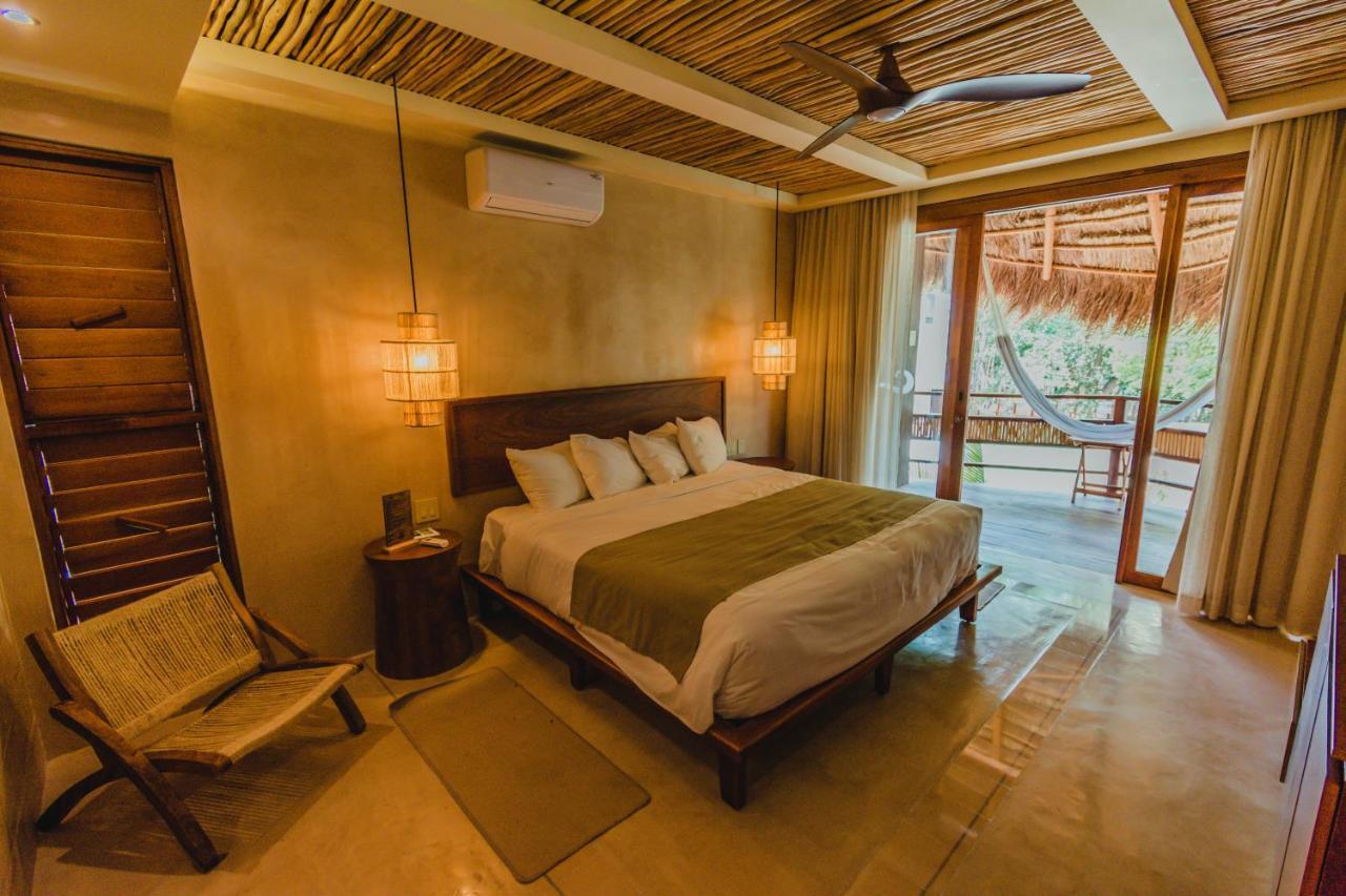 Carolina Hotel 4*
