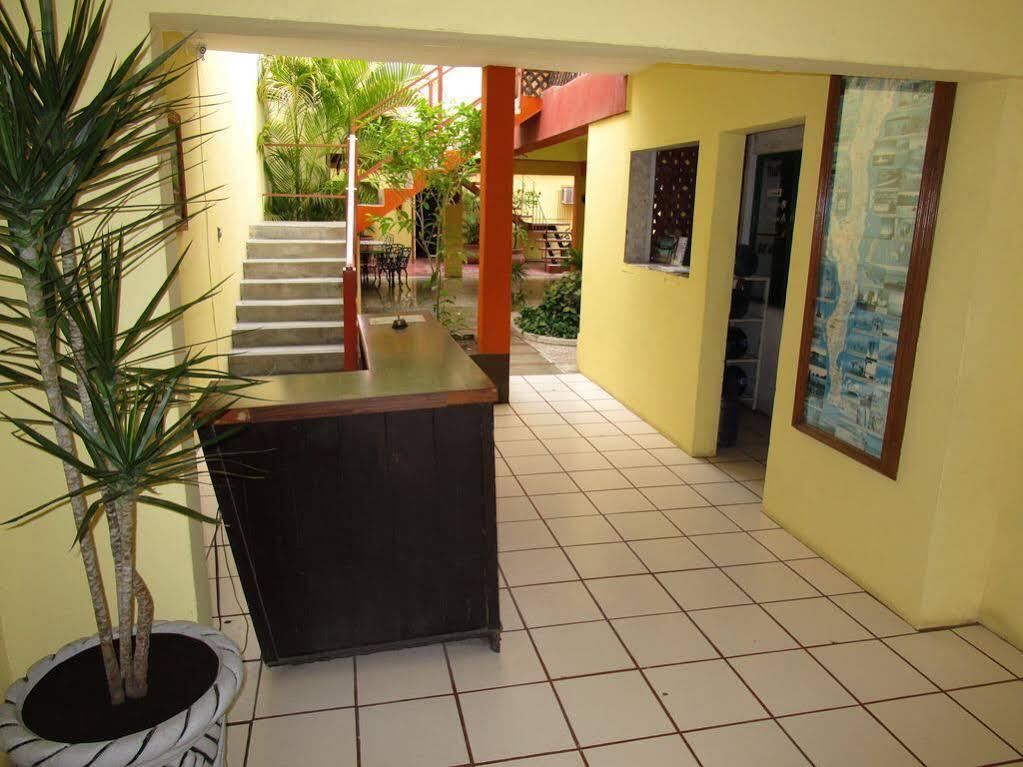 Lorimar Hotel 3*