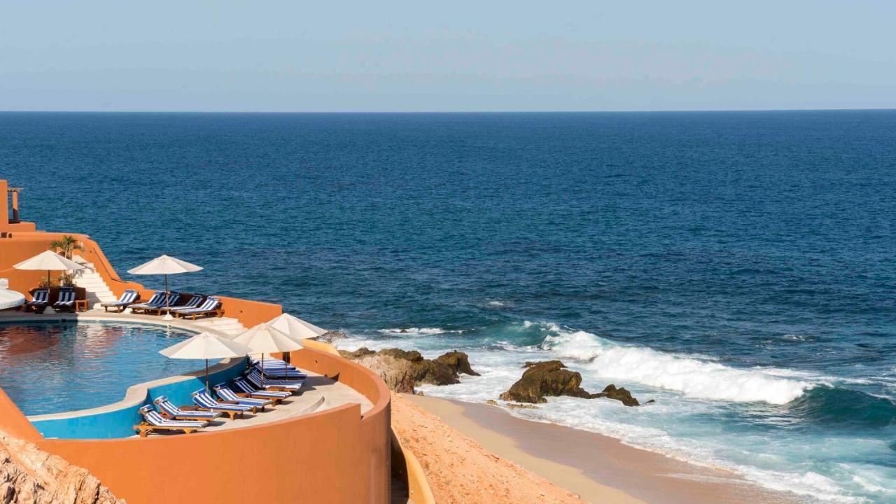 Club Regina Cabos Hotel 4*