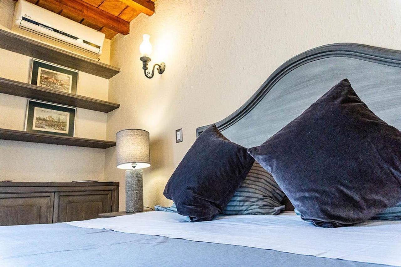 Meson De La Merced Boutique Patio & 3*