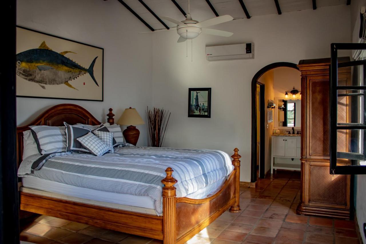 Hotel La Marina