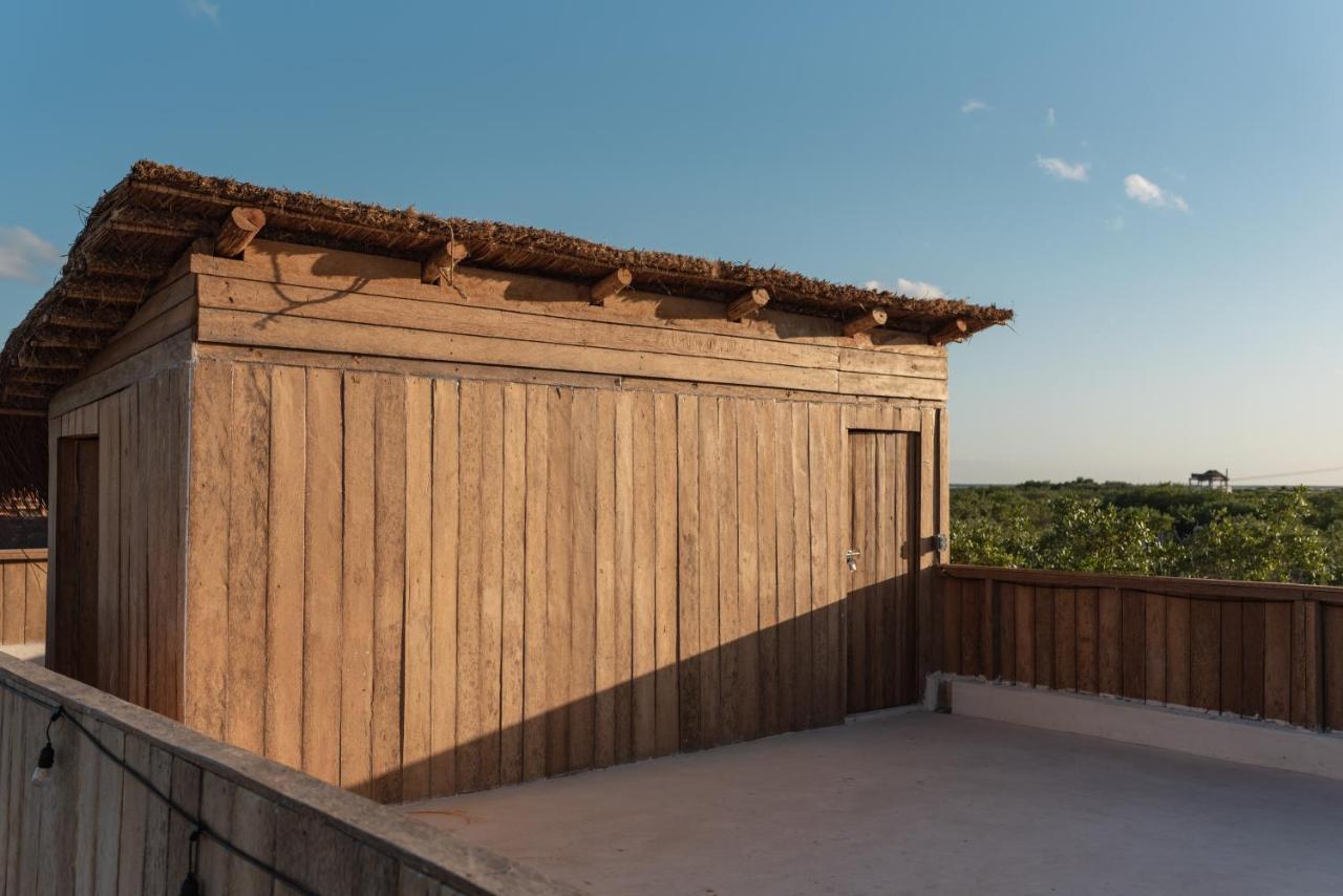Laisla Villa *