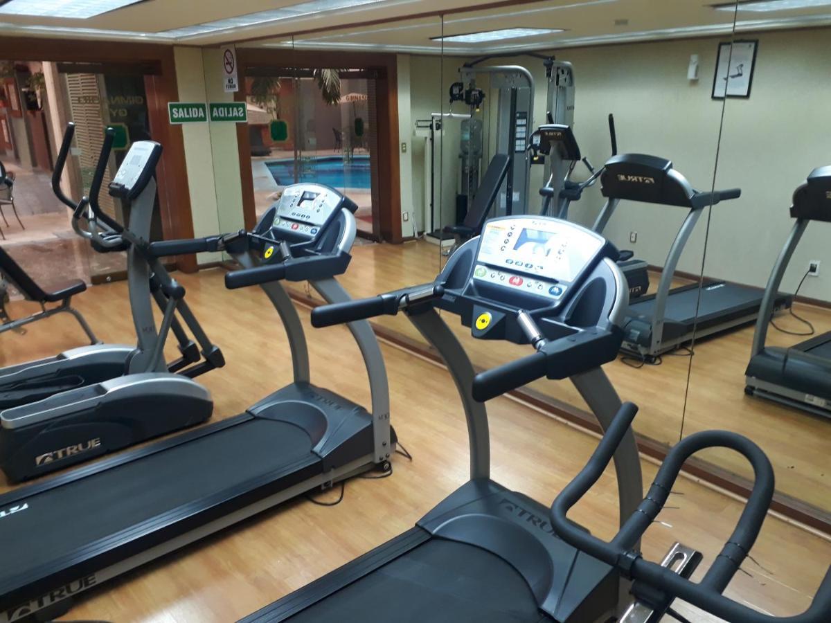 Hotel Country Plaza 4*