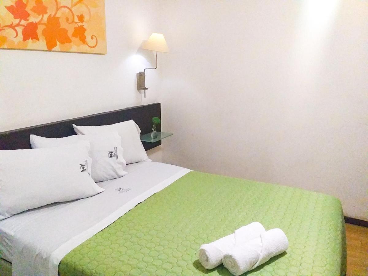 Hotel Trevi