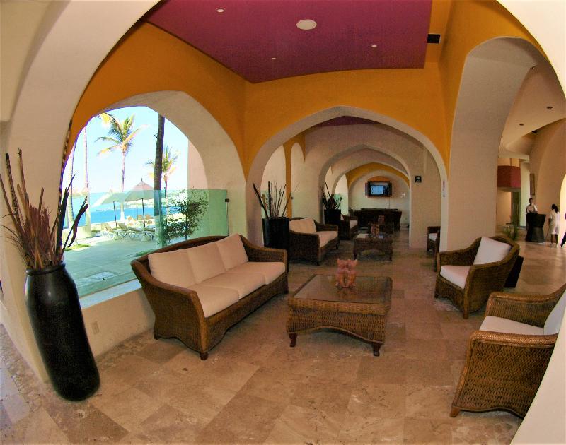Camino Real 5* Manzanillo