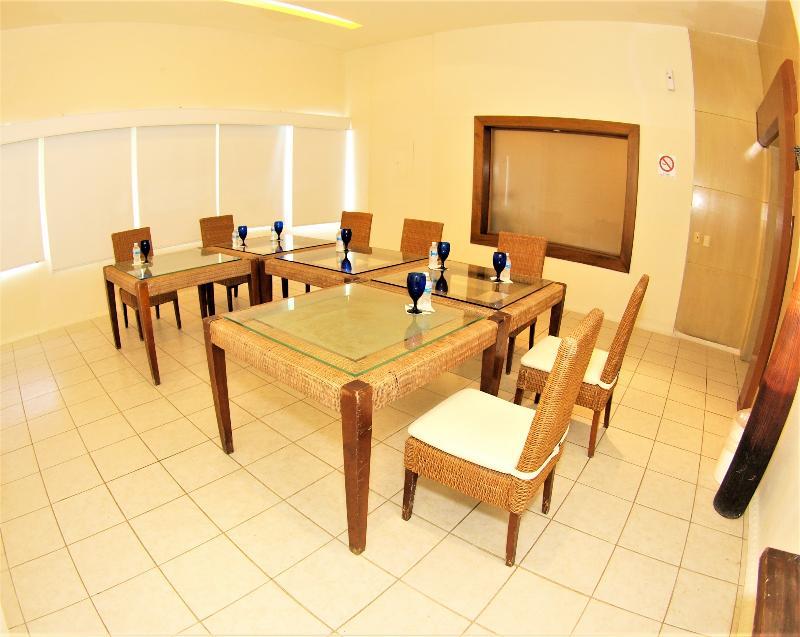 Camino Real Hotel