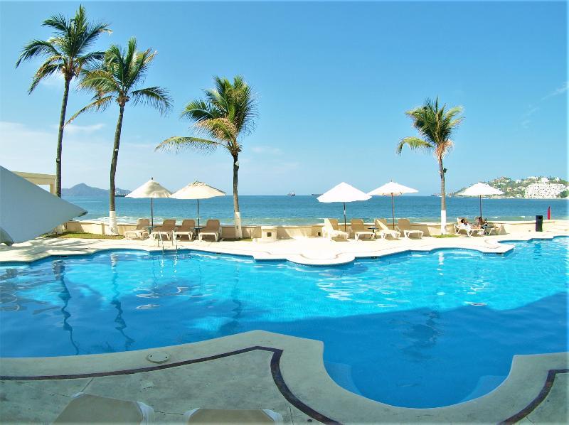 Camino Real 5* Manzanillo