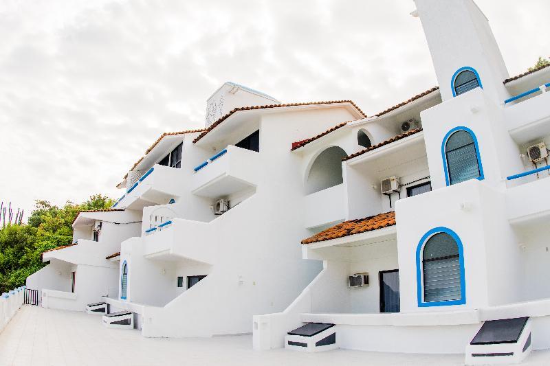 Coral Huatulco Hotel 4*