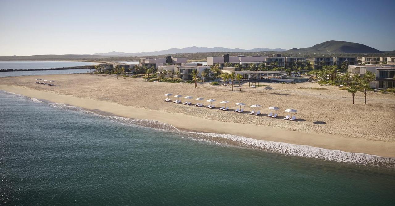 Resort Four Seasons Cabos 5*