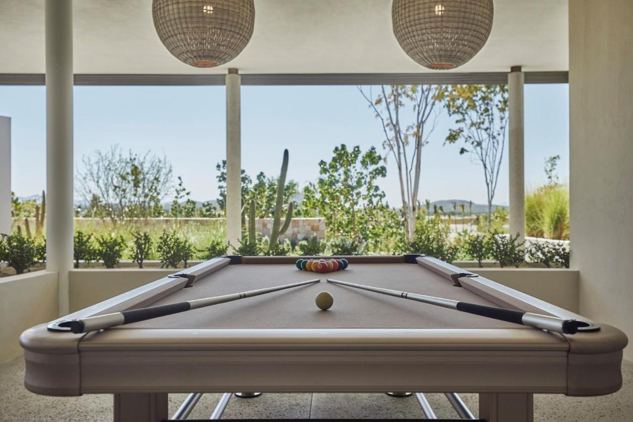 Resort Four Seasons Cabos 5*