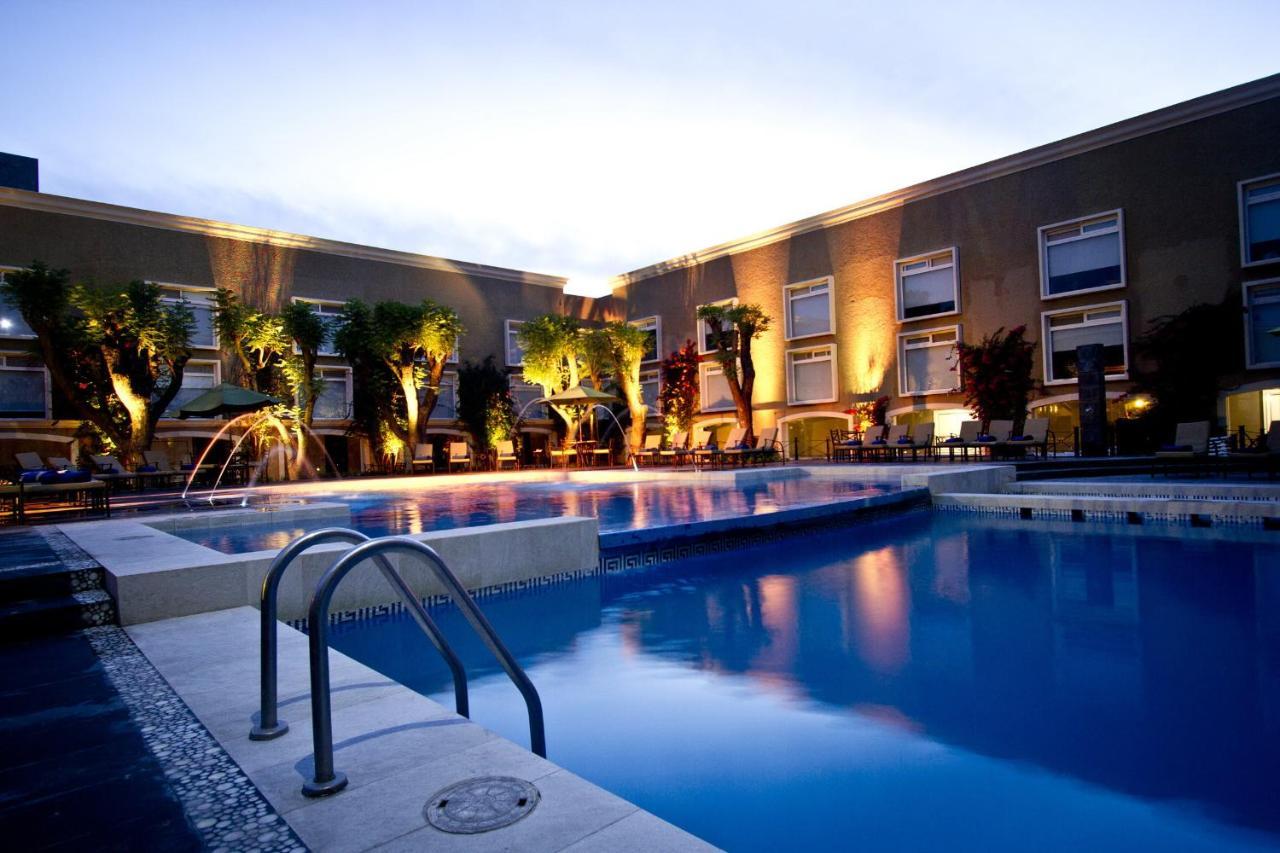 Hotel Plaza Camelinas Queretaro