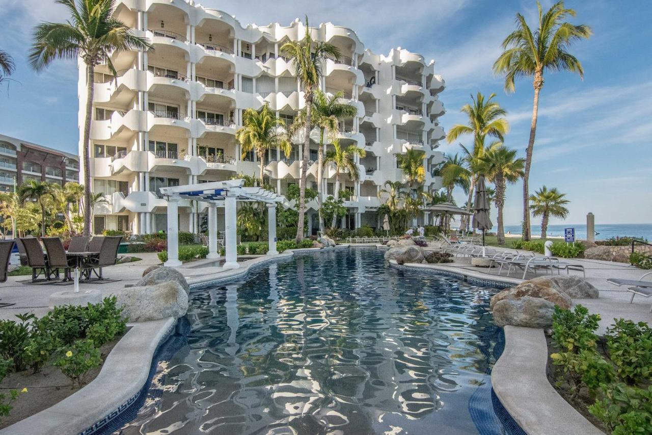 Oceanfront - Pools And Apartment *