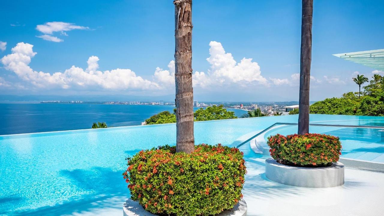 Avalon - 401 Luxury & Breathtaking Sunset Views Holiday home *
