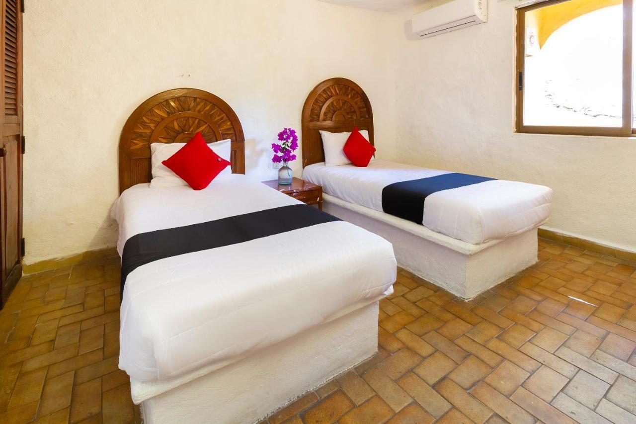 Plaza Tucanes Hotel Manzanillo