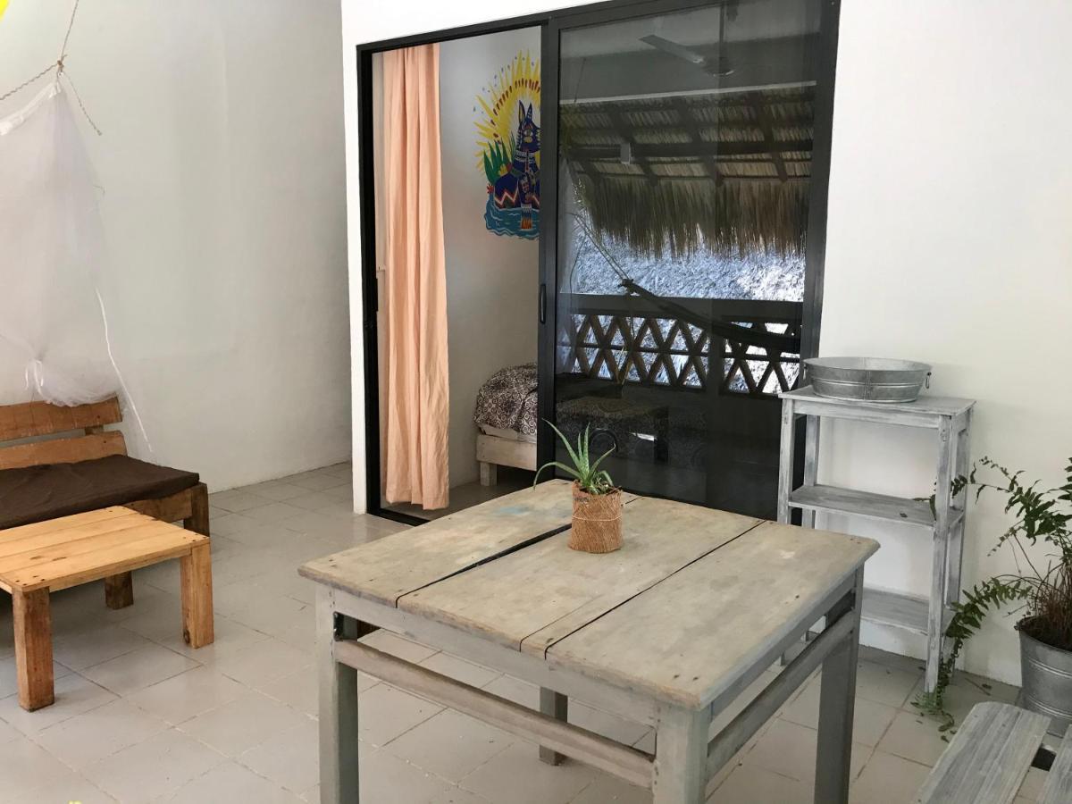 Guest house Nomad Beach House *
