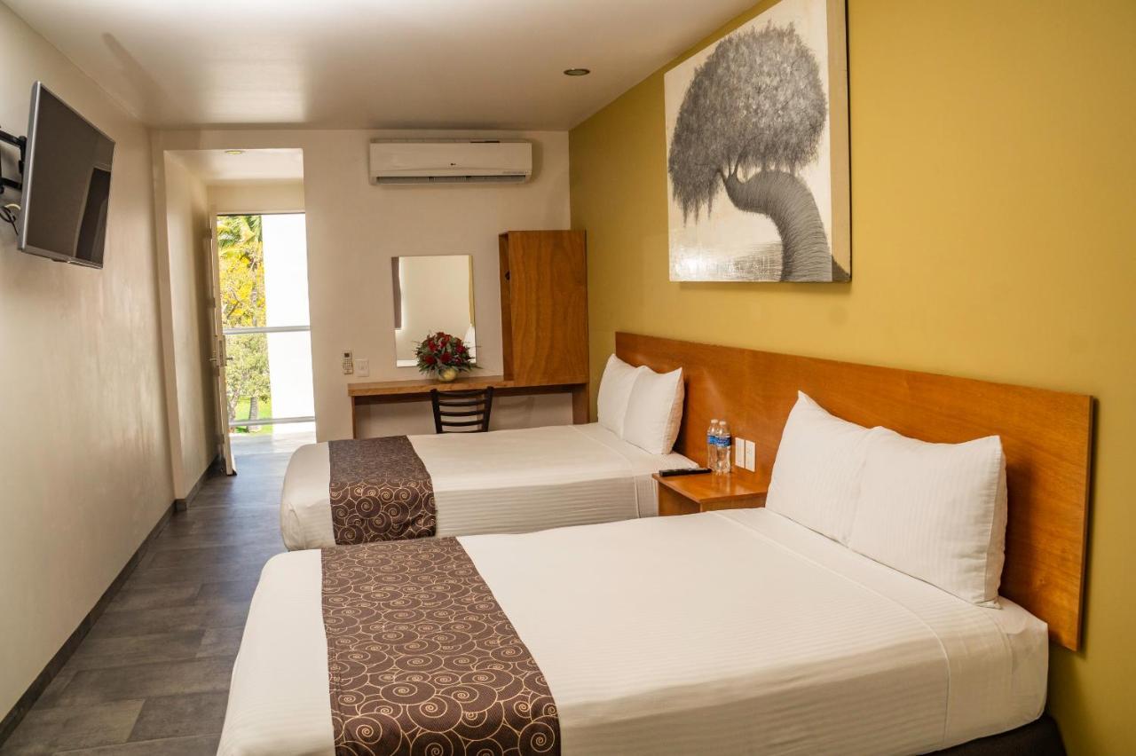 Am Y Plaza Hotel Huatulco
