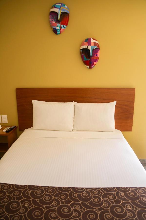 Am Y Plaza Hotel Huatulco