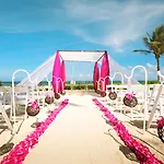 Bluebay Grand Esmeralda