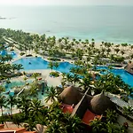 Barcelo Maya Tropical