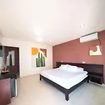 Hotel & Beach Club Ojo De Agua