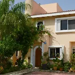 B&B Mom\'S House