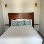 Aquastar Hotel & Apartments